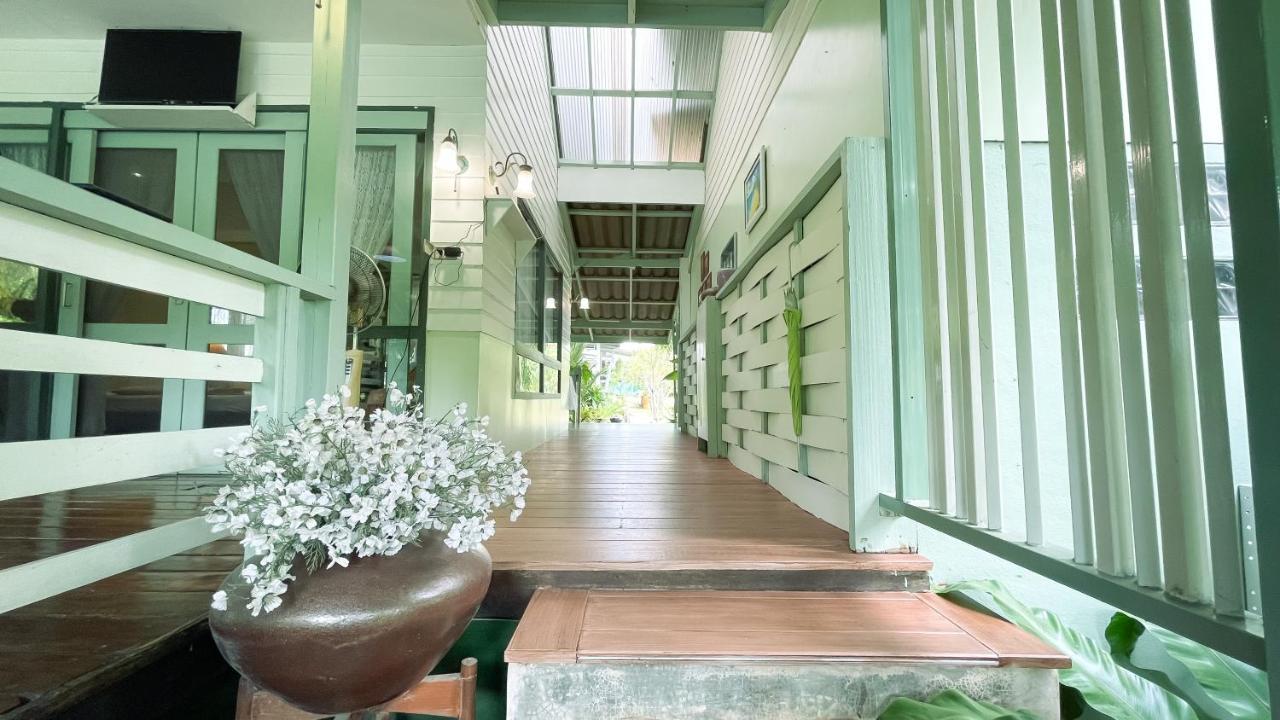 Villa Rimsira à Chumpon Extérieur photo